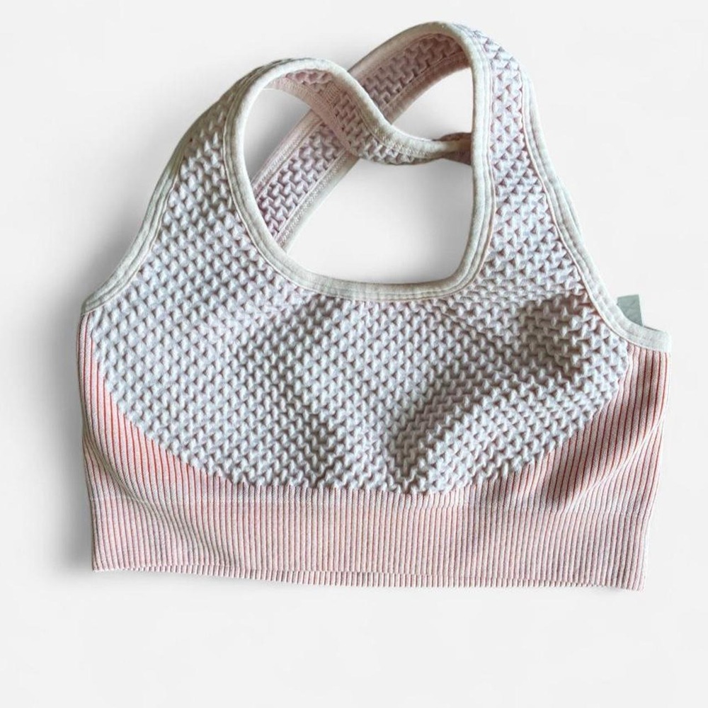 New Mix pink sports bra w/ textured‎ diamond pattern & vertical stripes Sz Small
